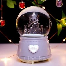 Musical snow globe "Castle of happiness"
