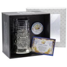 Подарочный набор стакан с подстаканником, открыткой и значком "Глава семьи"