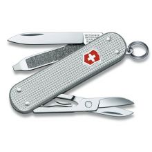Нож-брелок Victorinox Classic Alox Silver (0.6221.26) Нож-брелок Victorinox Classic Alox Silver (0.6221.26)