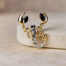 Брошь "Скорпион", цвет белый 