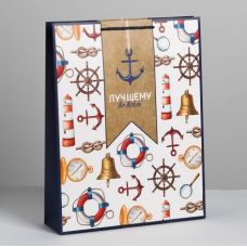 Пакет подарочный «Лучшему во всем»