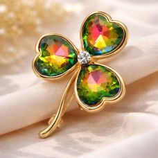 “Üçyarpaqlı yonca” broşu