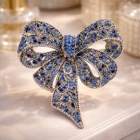 Broş “Naxışlı Bant” – qaraldılmış gümüş rəngdə