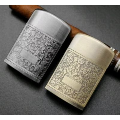 Vintage Refillable Gasoline Lighter with Engraved Ornament Vintage Refillable Gasoline Lighter with Engraved Ornament