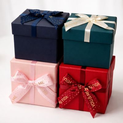 Box 2016-001, 9×9×9 cm