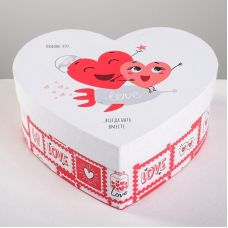 Love is Everywhere Box 18.5 x 17 x 7.5 cm