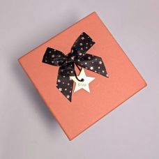 Подарочная коробка "Star", с бантиком 