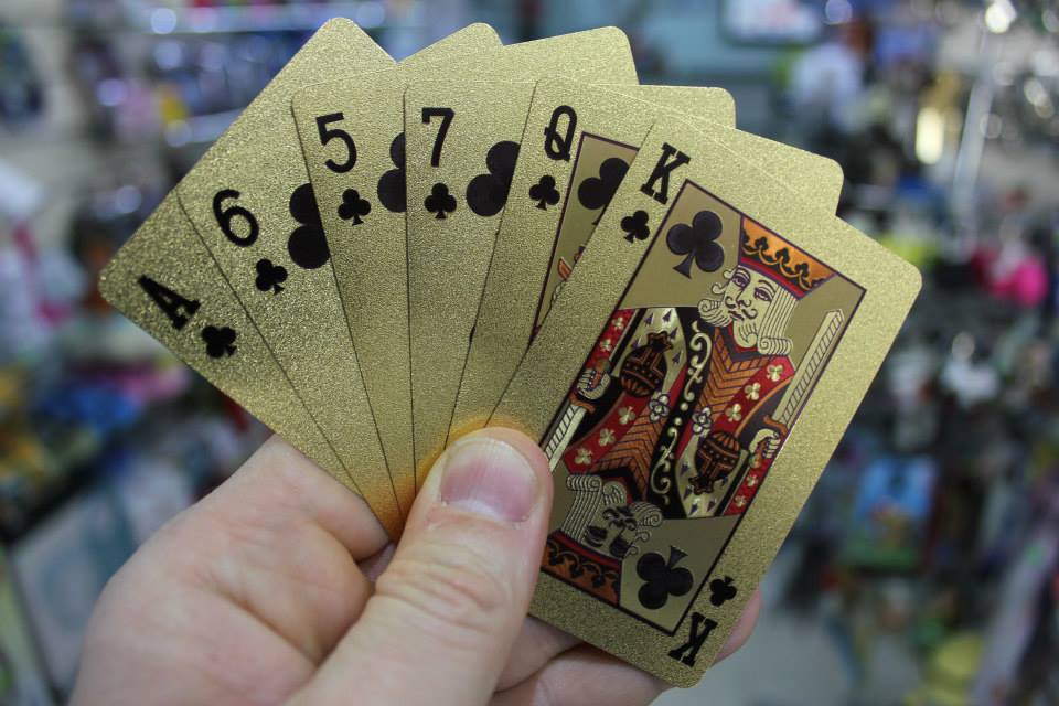 Золотые игральные карты